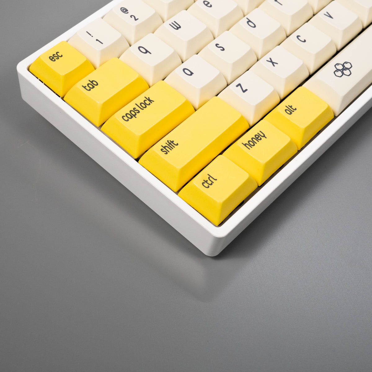 DSA Bee Keycap Set